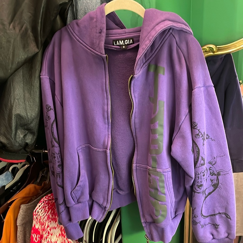 I am gia oversized purple sweatshirt